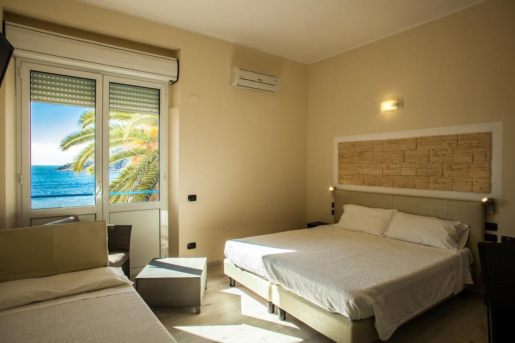 Hotel Calamosca Cagliari Bagian luar foto